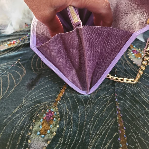 SOLD Louis Vuitton EPI long wallet/Clutch - Picture 9 of 13